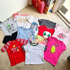 Cute bundle of 12 tops